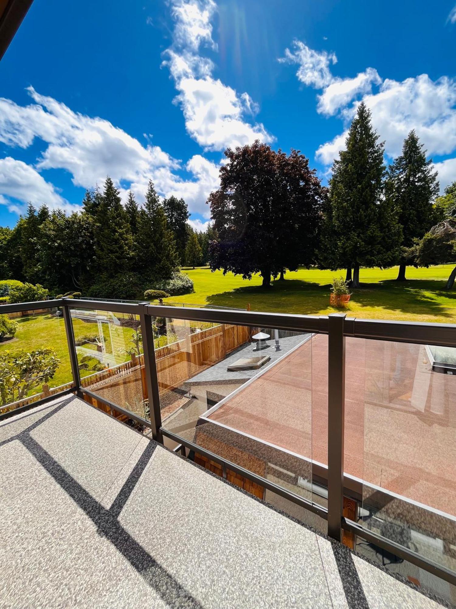 Oceanside Manor - Fancy Room - Golf Course & Beach View Qualicum Beach Eksteriør billede