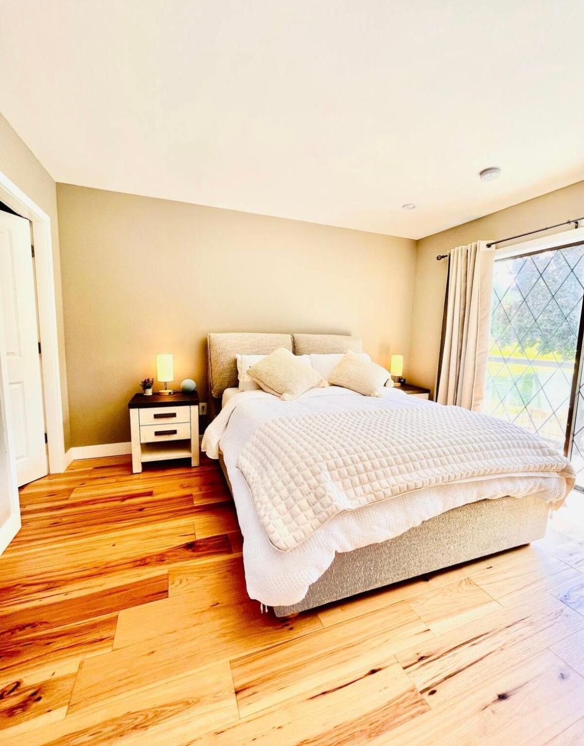 Oceanside Manor - Fancy Room - Golf Course & Beach View Qualicum Beach Eksteriør billede